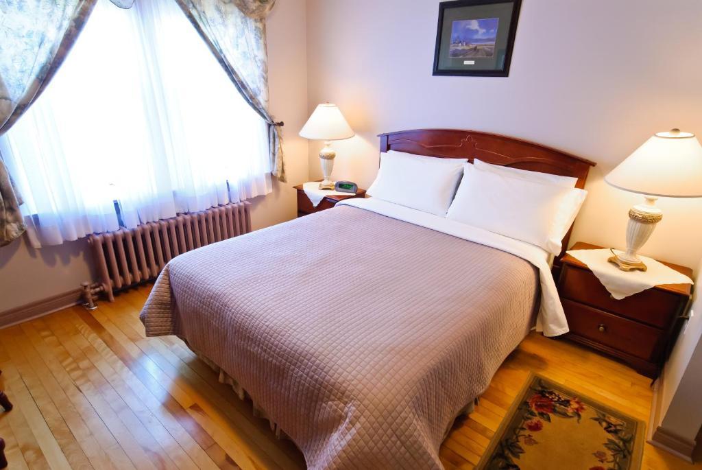 Bed and Breakfast The Harbour House Шарлоттаун Номер фото